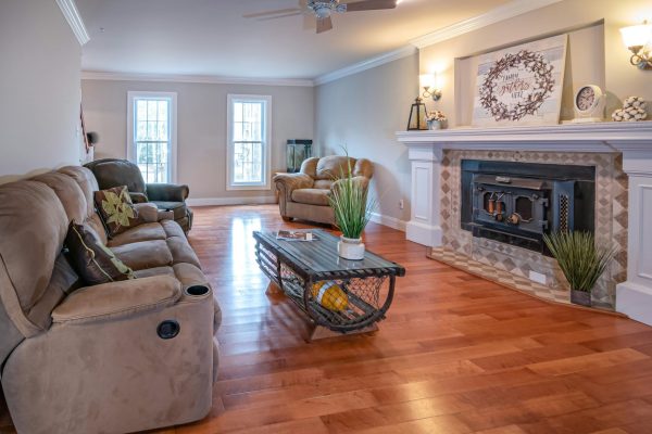 Carpet vs. Hardwood
